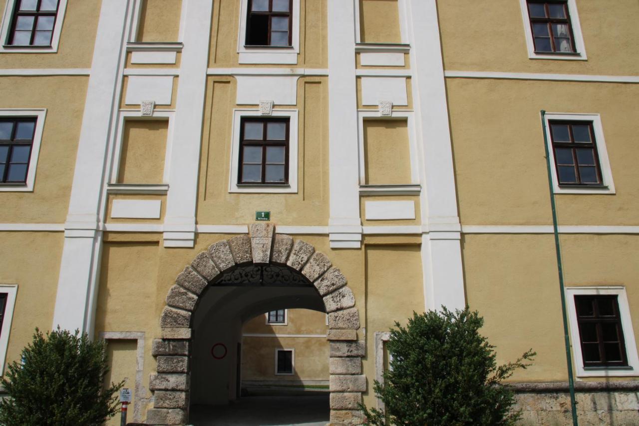 Hotel Im Stift Neuberg Neuberg an der Muerz Экстерьер фото